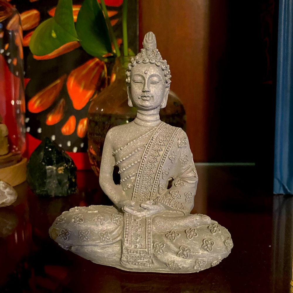 Buddha statue